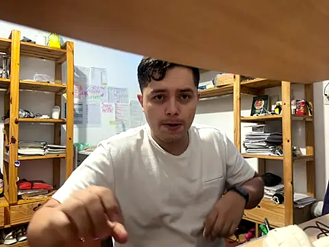 Haustin202 online show from 09/19/25, 12:23