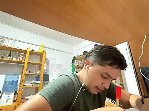 Haustin202 online show from 10/12/25, 03:27