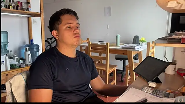 Haustin202 online show from 11/04/25, 07:57