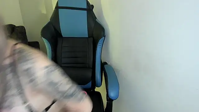 Scarbadgirl  online show from 10/01/25, 03:45