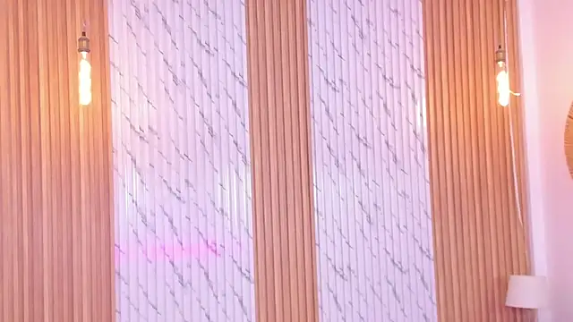 thomas walker0 online show from 10/15/25, 12:05