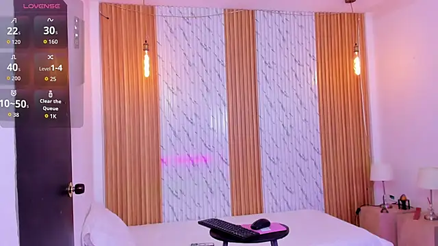 thomas walker0 online show from 10/27/25, 12:20