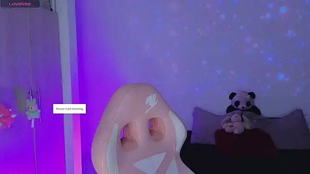 Moonlightt 21 online show from 10/05/25, 01:59