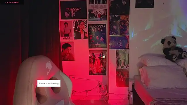 Moonlightt 21 online show from 07/23/26, 12:46