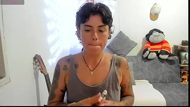 Snapshot of natt_op chatting on 04/15/26, 01:34 natt op online show from 04/15/26, 01:34