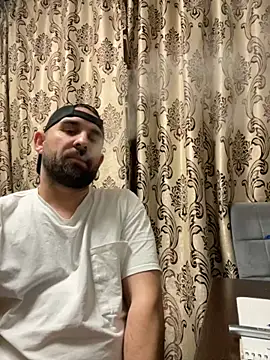 Snapshot of Shots_of_sperm chatting on 11/13/25, 01:37 Shots of sperm online show from 11/13/25, 01:37