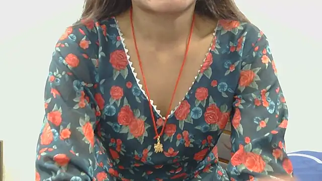 Snapshot of Aarti_misty71 chatting on 10/22/25, 04:57 Aarti misty71 online show from 10/22/25, 04:57