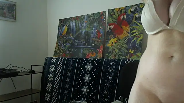 sweetdolly20 online show from 10/04/25, 06:11