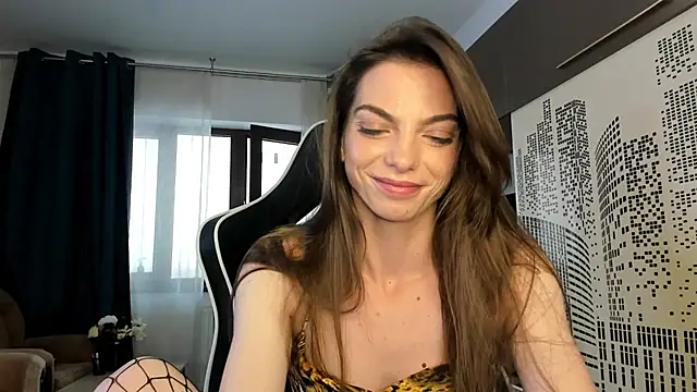 Snapshot of UnicornLand chatting on 10/13/25, 10:26 UnicornLand online show from 10/13/25, 10:26