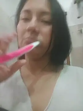 Snapshot of mafe_velezzz chatting on 12/02/25, 03:29 mafe velezzz online show from 12/02/25, 03:29