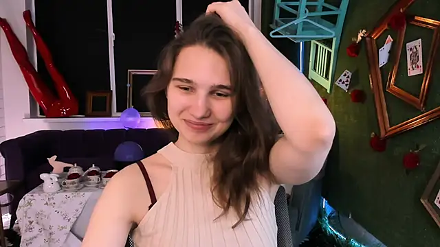 TessaMill online show from 09/29/25, 05:34