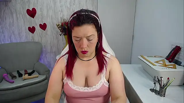 Snapshot of VeronicaBlake chatting on 03/09/26, 12:42 VeronicaBlake online show from 03/09/26, 12:42