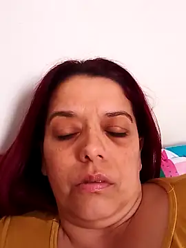 Snapshot of VeronicaBlake chatting on 05/15/26, 02:13 VeronicaBlake online show from 05/15/26, 02:13