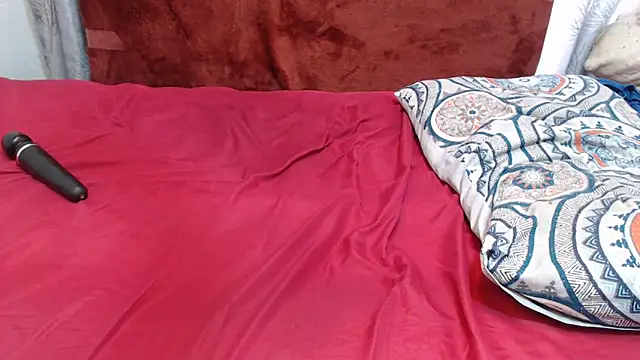 WEPUSSY23XX online show from 09/25/25, 11:47