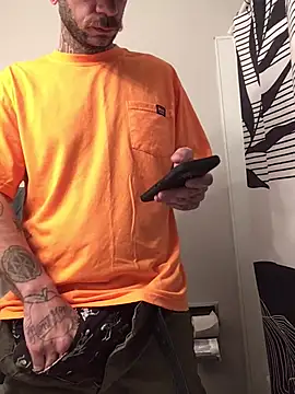 BlueCollarTattoos online show from 05/18/26, 06:25