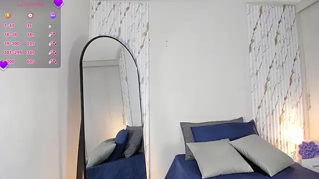 MissVioleet  online show from 06/09/26, 07:25