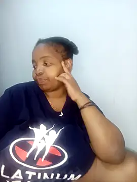 ShySexyBaddiexx online show from 09/15/25, 08:31