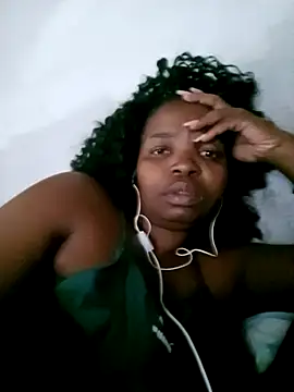 ShySexyBaddiexx online show from 03/13/26, 07:15