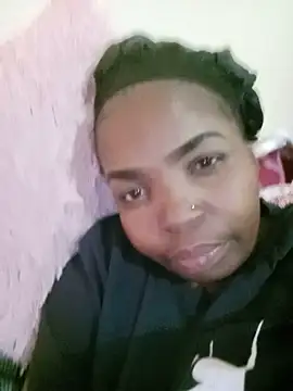ShySexyBaddiexx online show from 06/09/26, 06:19