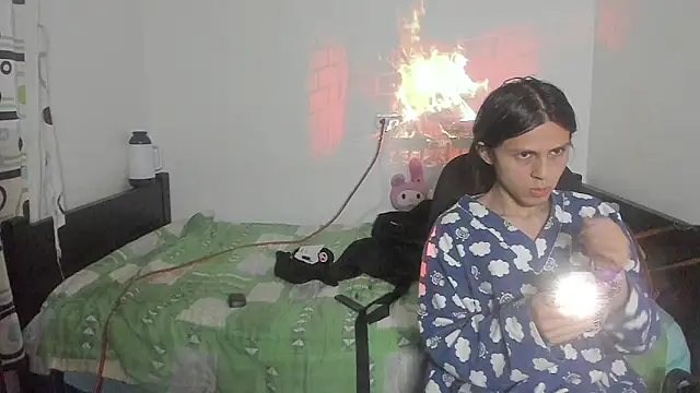 Petite-Goth online show from 10/30/25, 02:35