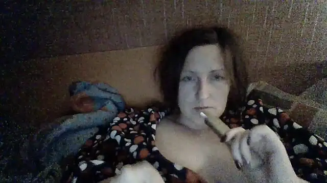 Snapshot of AllaSowinskaya chatting on 10/01/25, 03:07 AllaSowinskaya online show from 10/01/25, 03:07