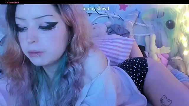bunnyislewd online show from 04/28/26, 04:06