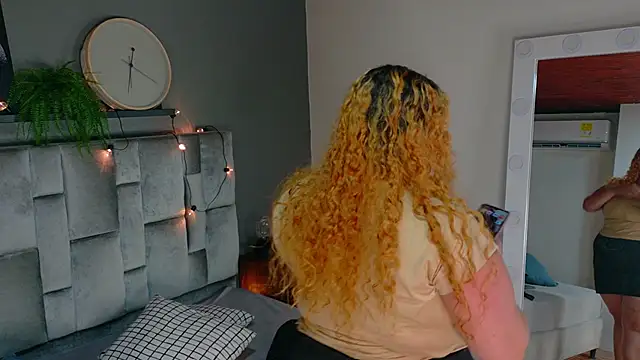 Snapshot of JenaCooper_ chatting on 12/04/25, 07:33 JenaCooper online show from 12/04/25, 07:33