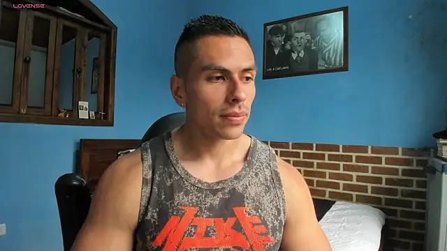 Snapshot of justinkarter chatting on 11/28/25, 04:42 justinkarter online show from 11/28/25, 04:42