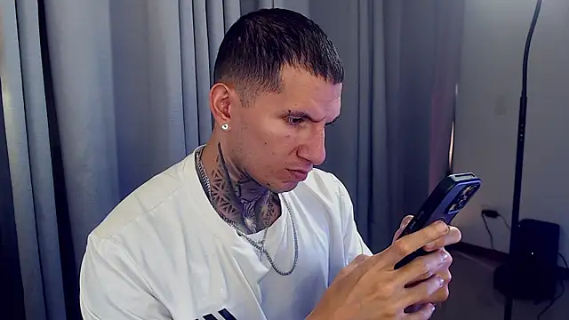 Shane Clay online show from 10/10/25, 05:01