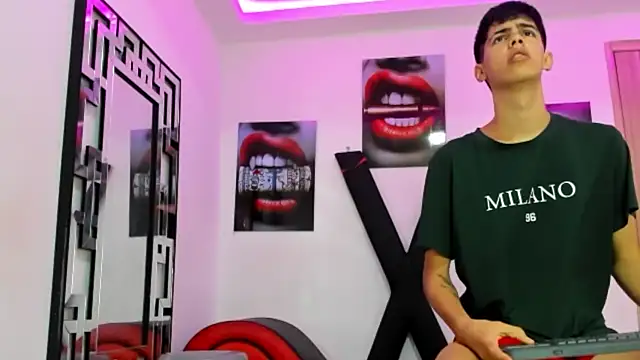 TWINKS FRIENDS online show from 10/19/25, 07:20