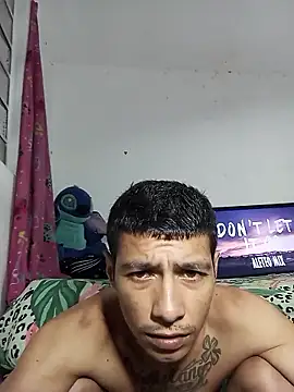 Snapshot of paisita122 chatting on 01/15/26, 08:12 paisita122 online show from 01/15/26, 08:12