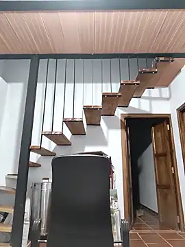 Hiroshi Shen online show from 10/31/25, 10:27