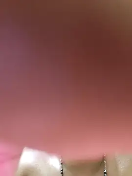 Hiroshi Shen online show from 11/28/25, 10:18