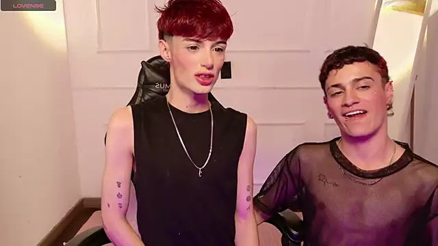 Snapshot of star_storm chatting on 11/02/25, 04:48 star storm online show from 11/02/25, 04:48