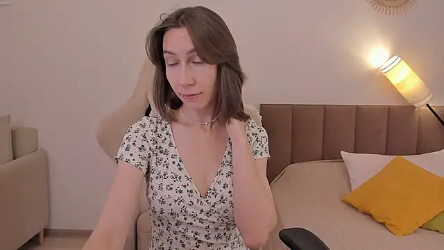 GoodGlamorGirl online show from 10/07/25, 03:58