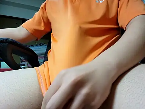 PIPIShoei online show from 10/15/25, 11:54