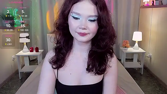 EmilyChaves online show from 06/08/26, 04:40