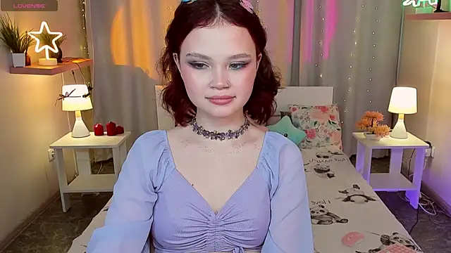 EmilyChaves online show from 07/23/26, 07:06