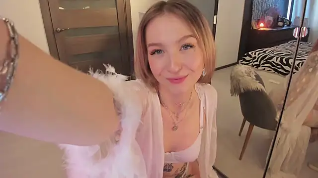 Annie Leone online show from 10/04/25, 11:19