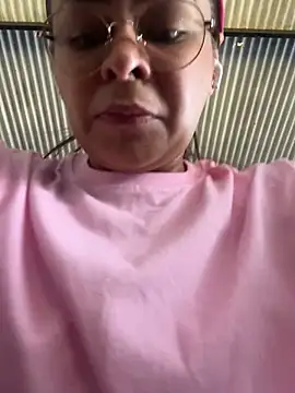 sweet shadil  online show from 10/21/25, 02:18