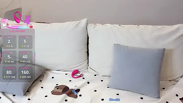 Snapshot of xiaotanbaby chatting on 09/13/25, 10:31 xiaotanbaby online show from 09/13/25, 10:31