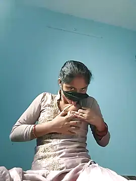 Snapshot of tight_pussy57 chatting on 11/13/25, 06:01 tight pussy57 online show from 11/13/25, 06:01