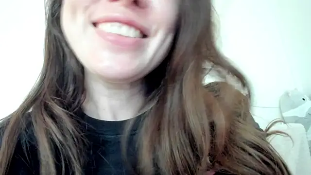 Lil Foxy9 online show from 06/23/26, 01:42