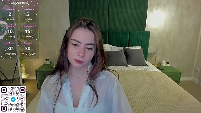 ErinRose  online show from 10/02/25, 01:23