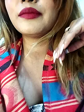 Snapshot of alexa_cam44 chatting on 11/20/25, 07:02 alexa cam44 online show from 11/20/25, 07:02