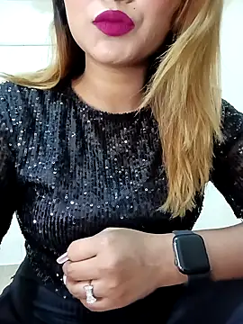 Snapshot of alexa_cam44 chatting on 11/22/25, 07:24 alexa cam44 online show from 11/22/25, 07:24