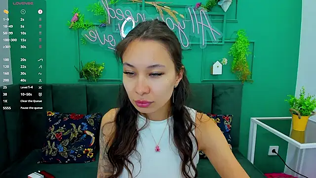 Snapshot of Kat__cat chatting on 03/13/26, 03:46 Kat cat online show from 03/13/26, 03:46