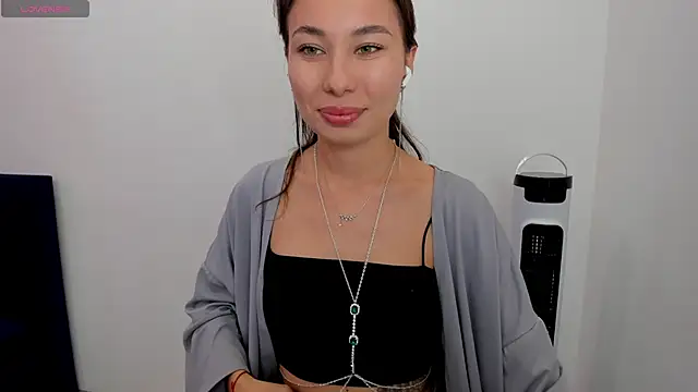 Snapshot of Kat__cat chatting on 05/09/26, 07:13 Kat cat online show from 05/09/26, 07:13