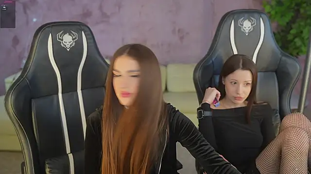 Goldie Flame online show from 11/06/25, 11:26