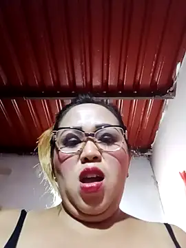 Snapshot of shaktisub_ chatting on 10/05/25, 09:02 shaktisub online show from 10/05/25, 09:02